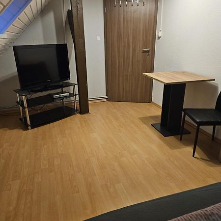 Monteurzimmer Und Pension - Ampfurth Ошерслебен Екстериор снимка