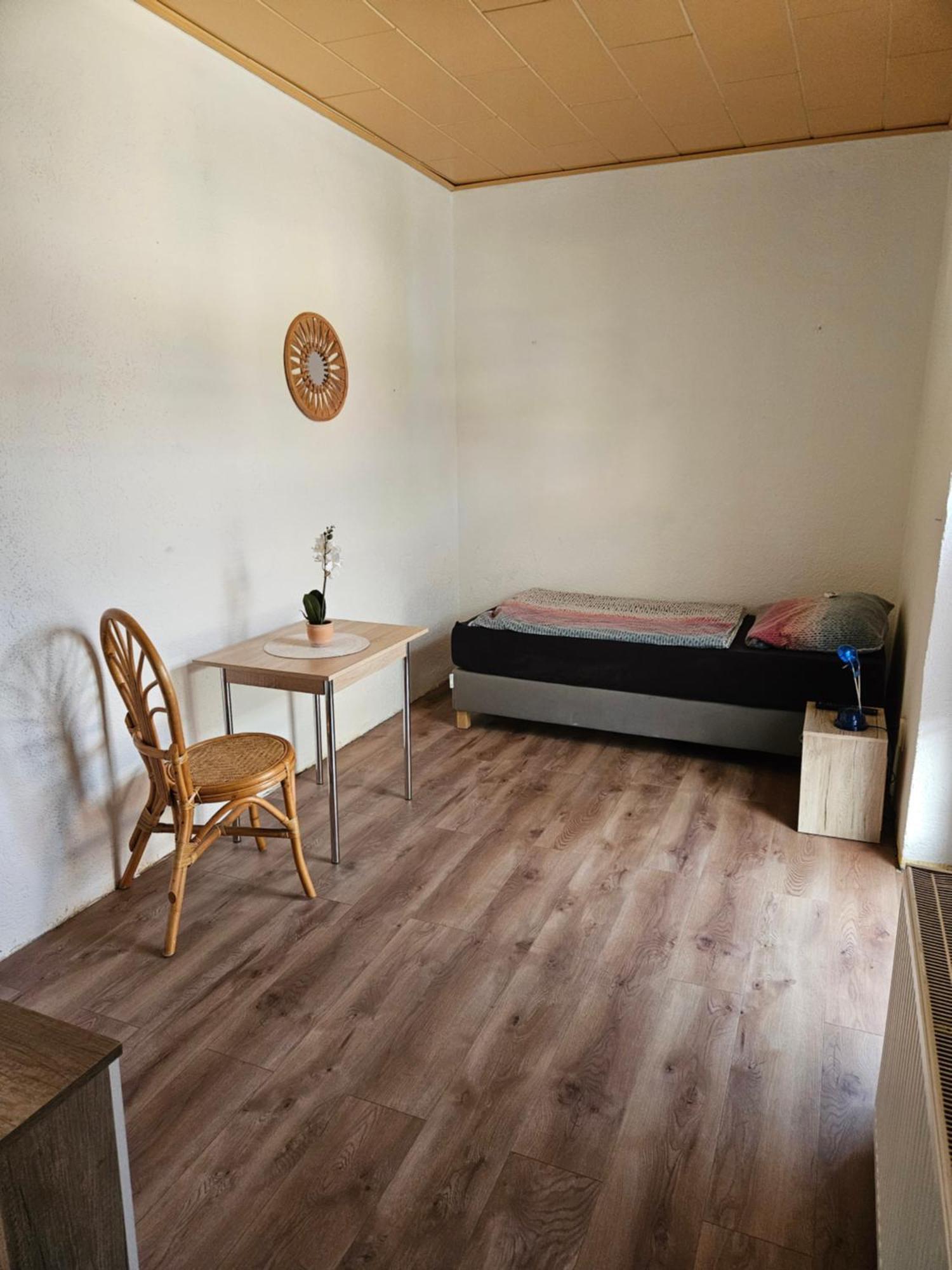 Monteurzimmer Und Pension - Ampfurth Ошерслебен Екстериор снимка